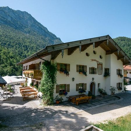 Hotel-Gasthof Mauthaeusl Schneizlreuth Buitenkant foto